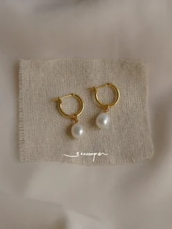 AKSHA Pearl Earrings *18k Gold-plated