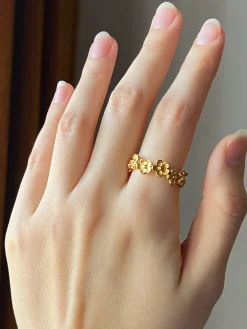 Ancient Flower Ring - Gold