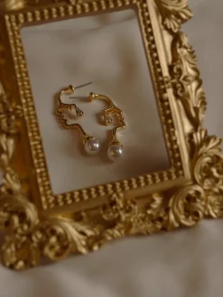 Aura Earrings