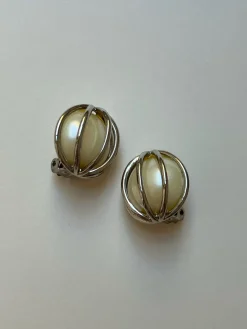 Balloon Pearl Clip-Ons (Vintage)
