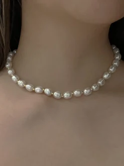 Baroque Faux Pearl Necklace