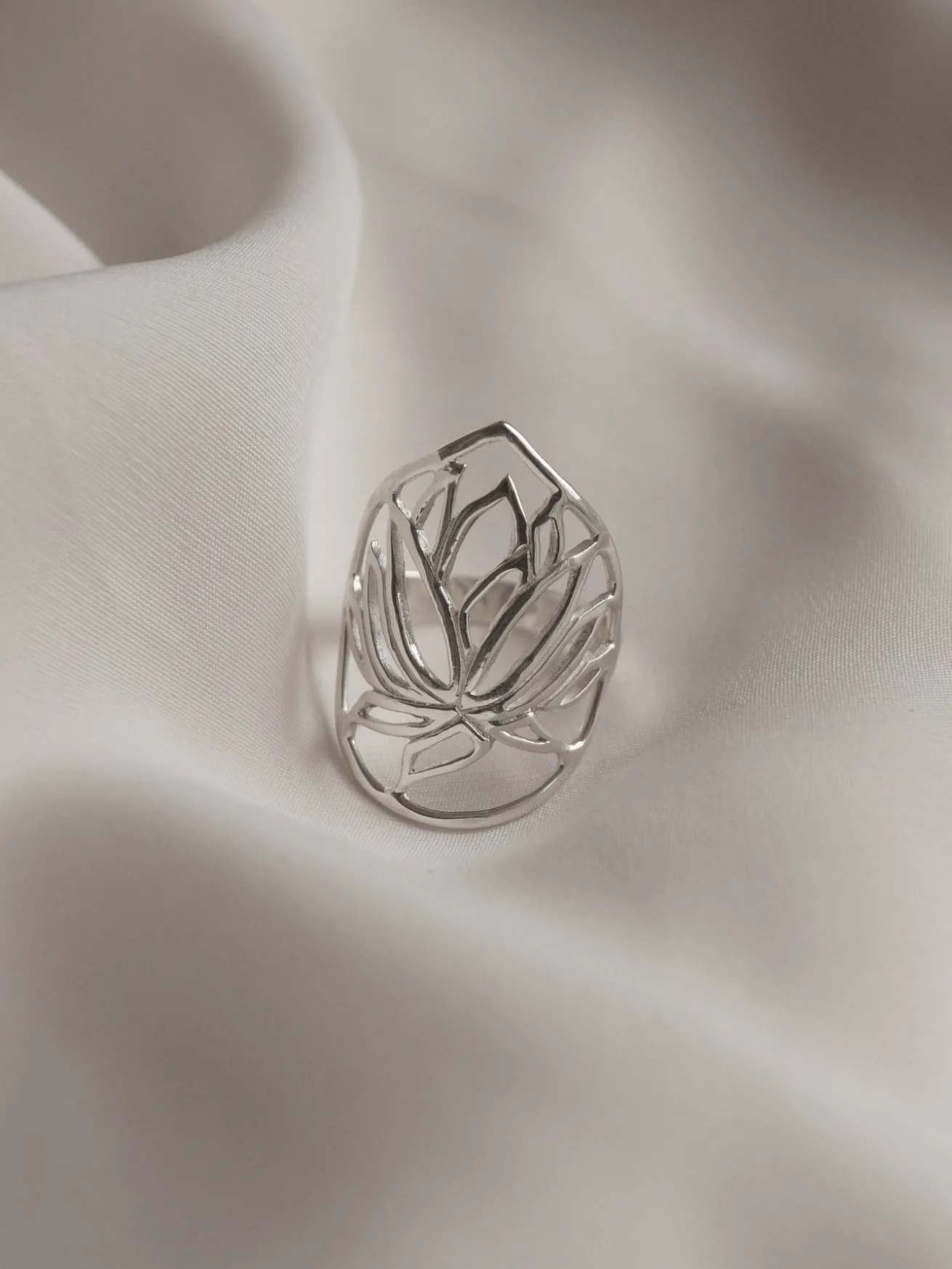 BULAN (Lotus) Ring // GABI EXCLUSIVE