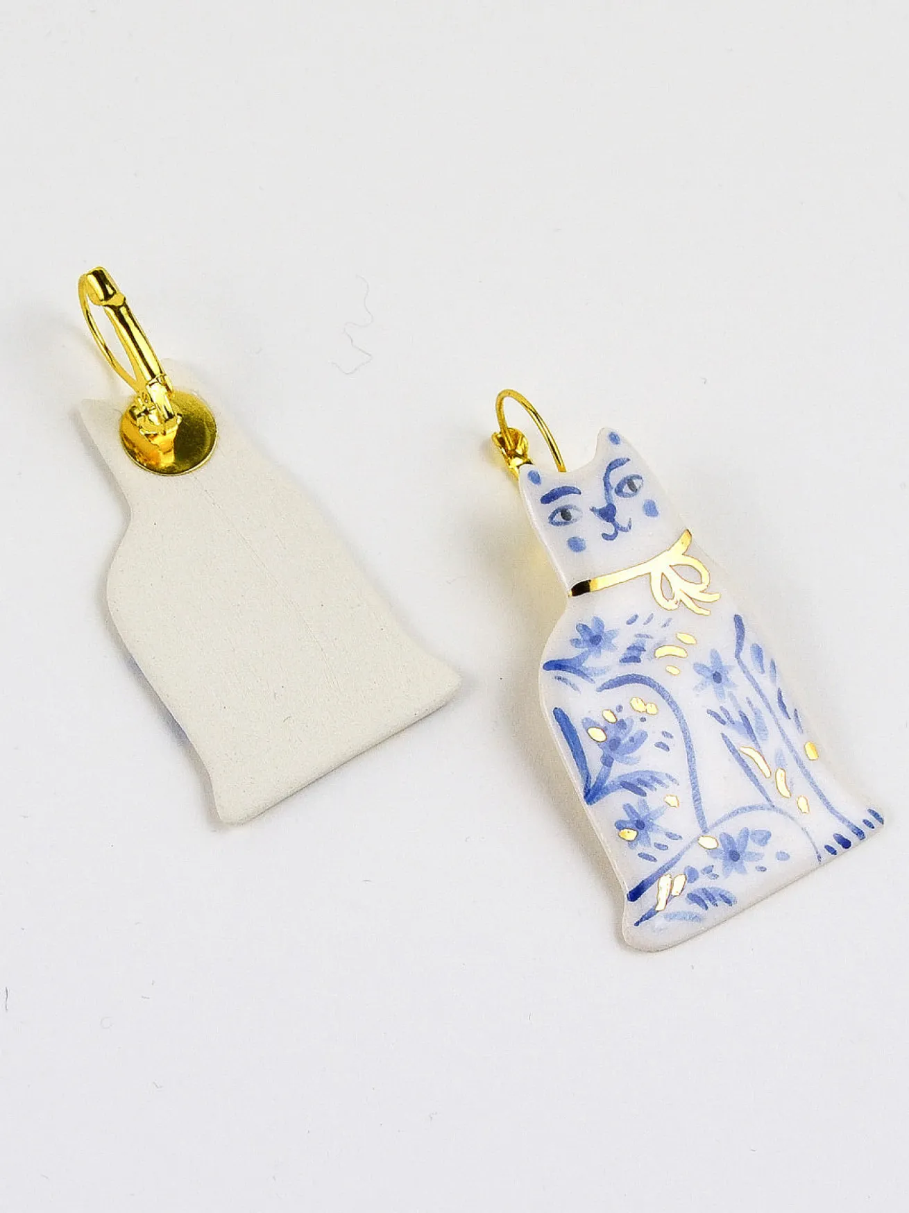 Ceramic Handpainted Cat Earrings with Flowers - Gold/Blue