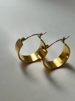 Chic Bold Hoops