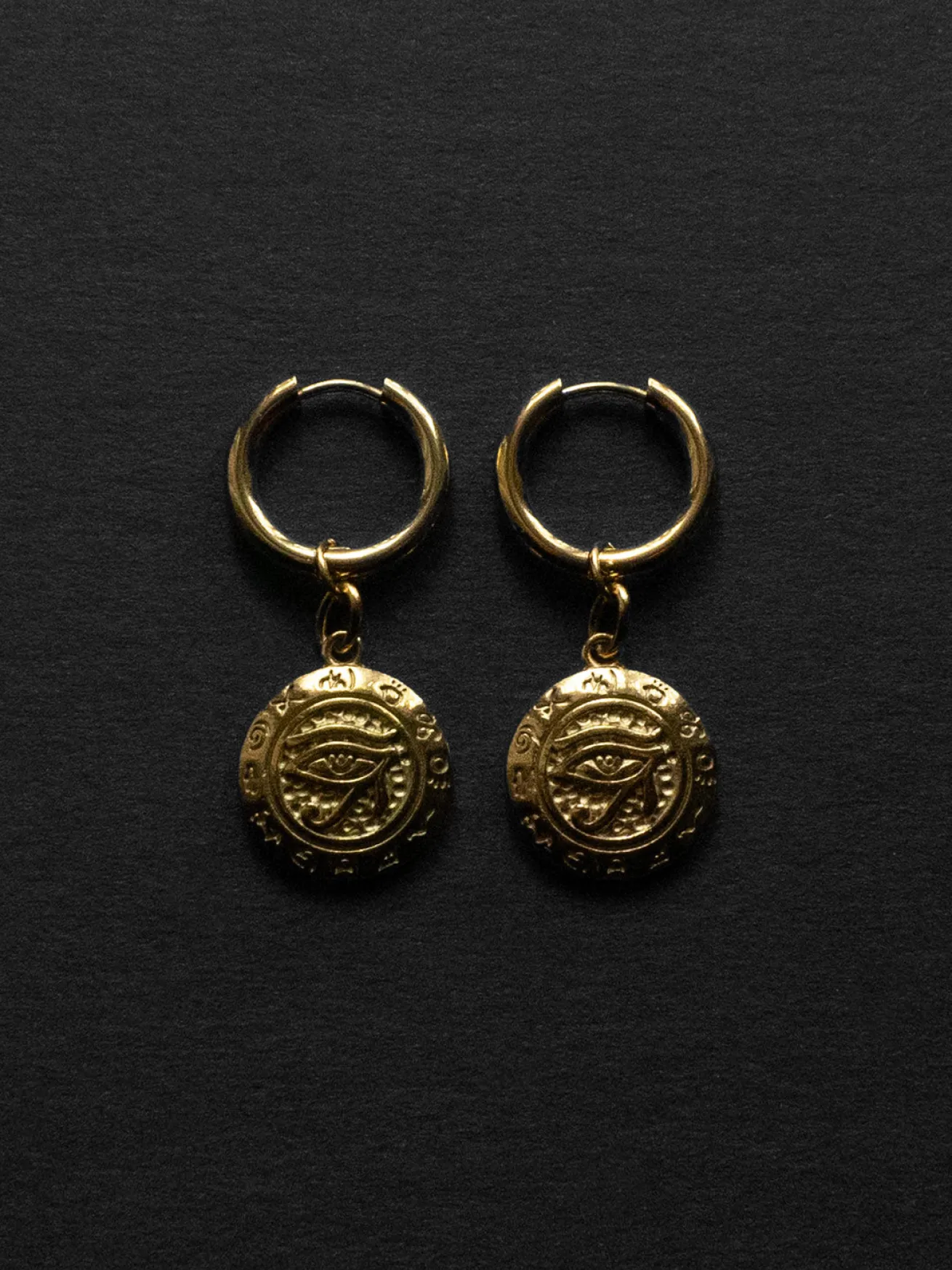 Chunky Gold Talisman Bracelet - Eye of Horus Charm