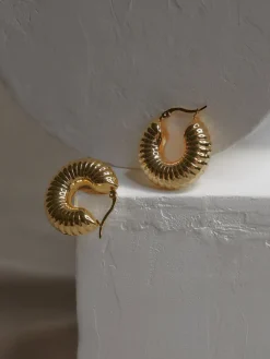 Chunky Ridged Hoops