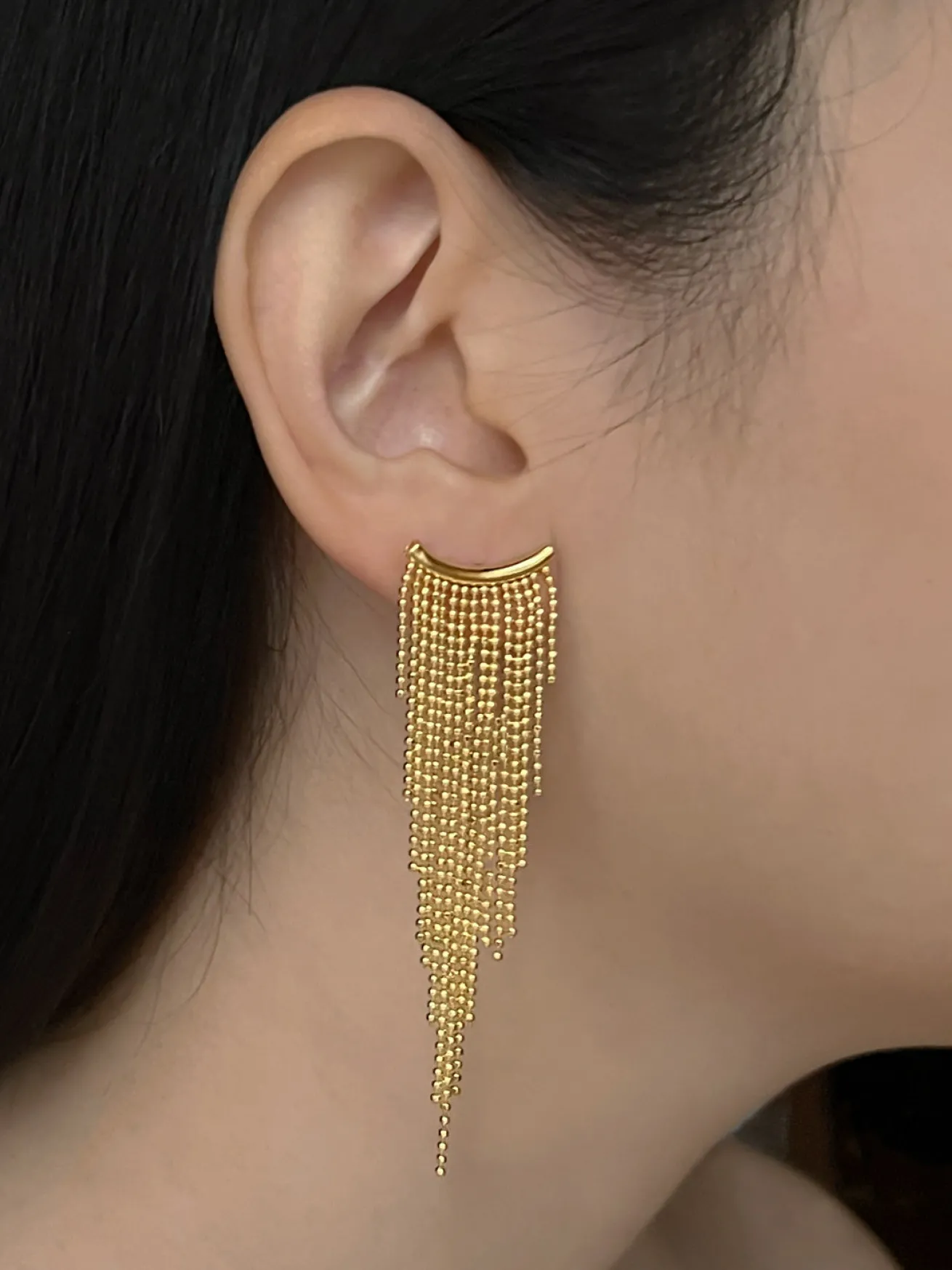Curtain Call Cascading Earrings - Gold