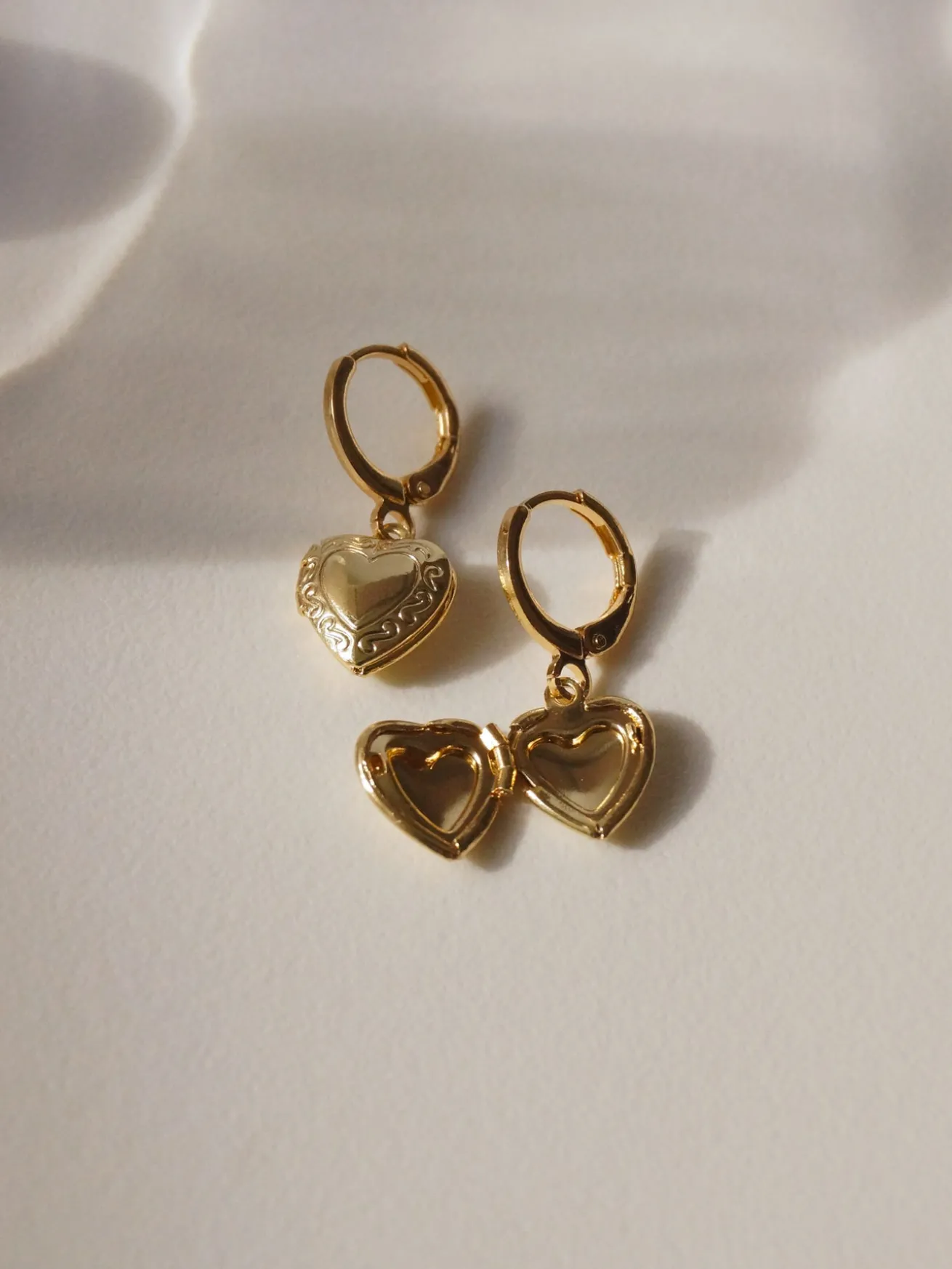 DAINTY FLOWER Heart Lockets Gift Set
