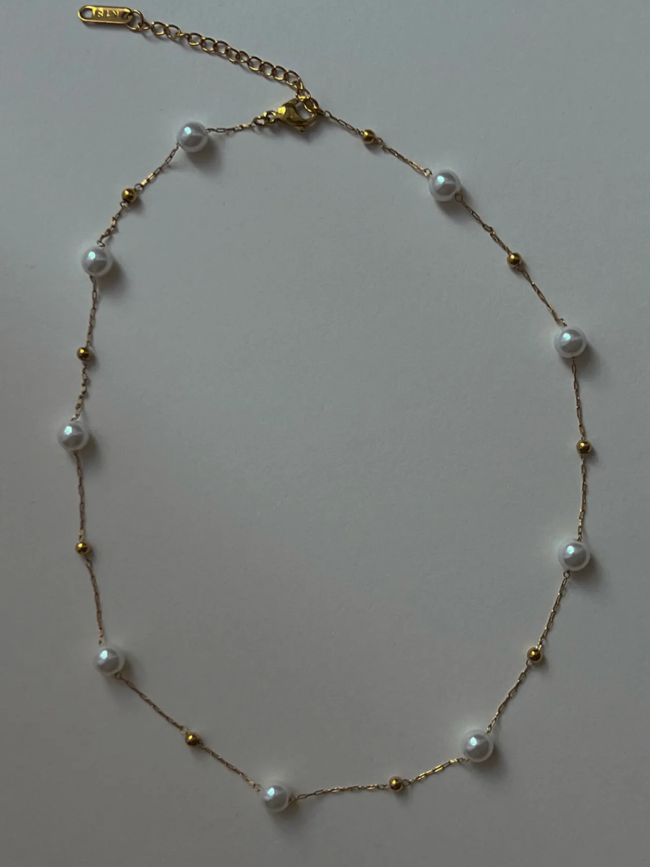 Dainty Pearl and Gold Necklace