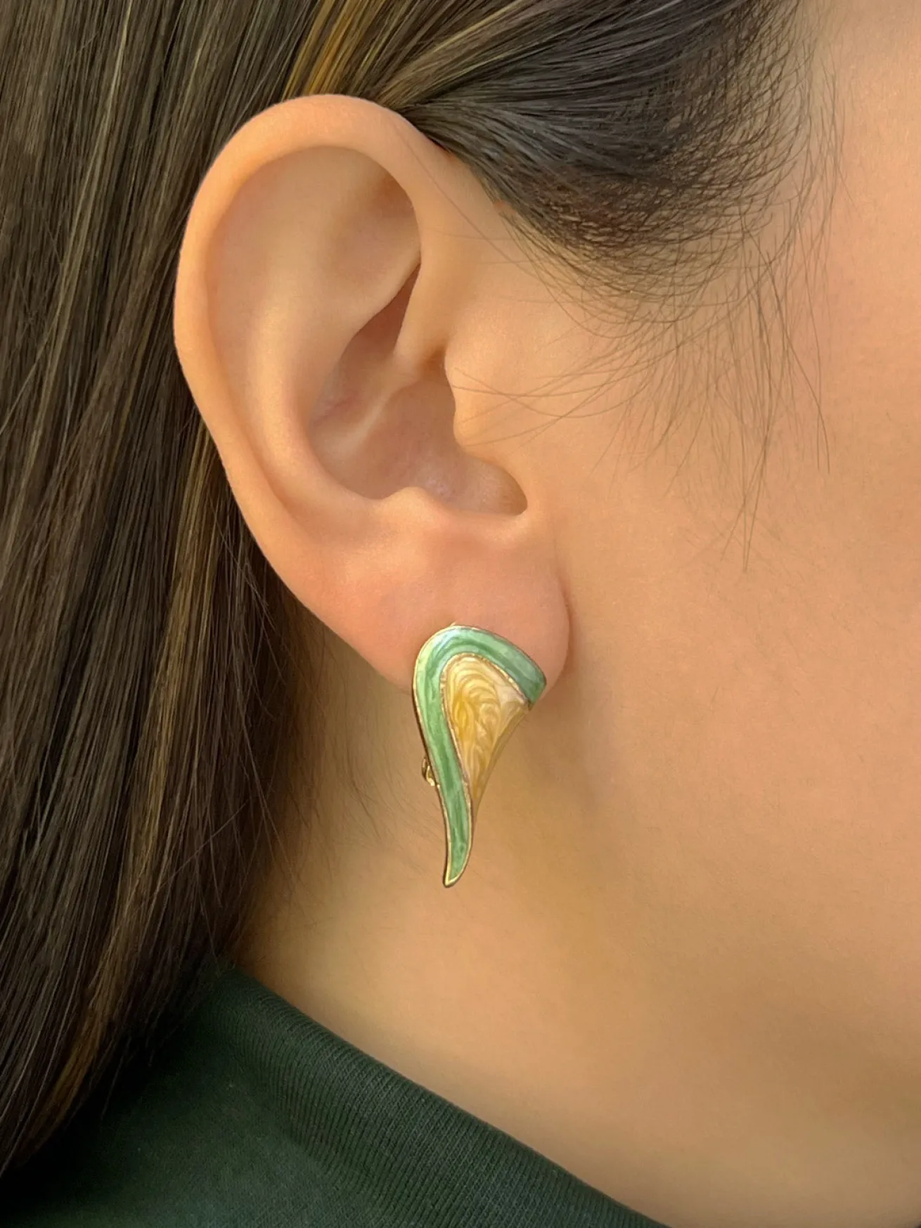Ear-shaped Enamel Clip-Ons (Vintage)