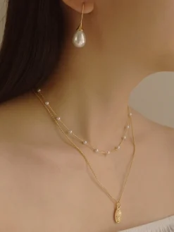 EDRIE Pearl Necklace