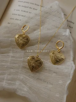 EMMA Locket Necklace