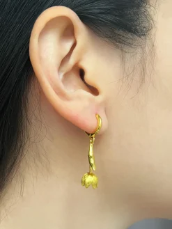 Flower Dangle Huggies - Gold