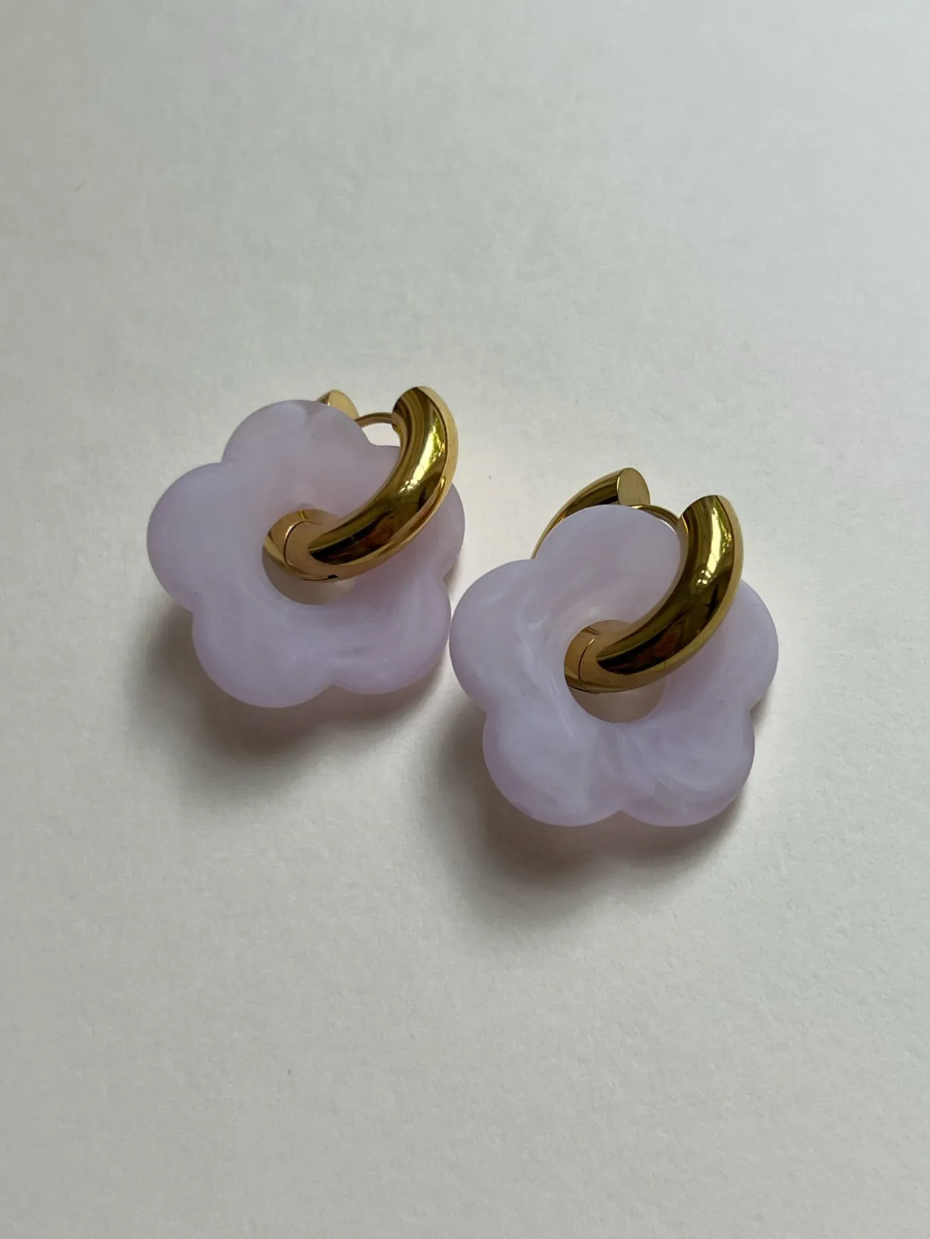 Flower Donut Hoops - Marbled Matte Lilac