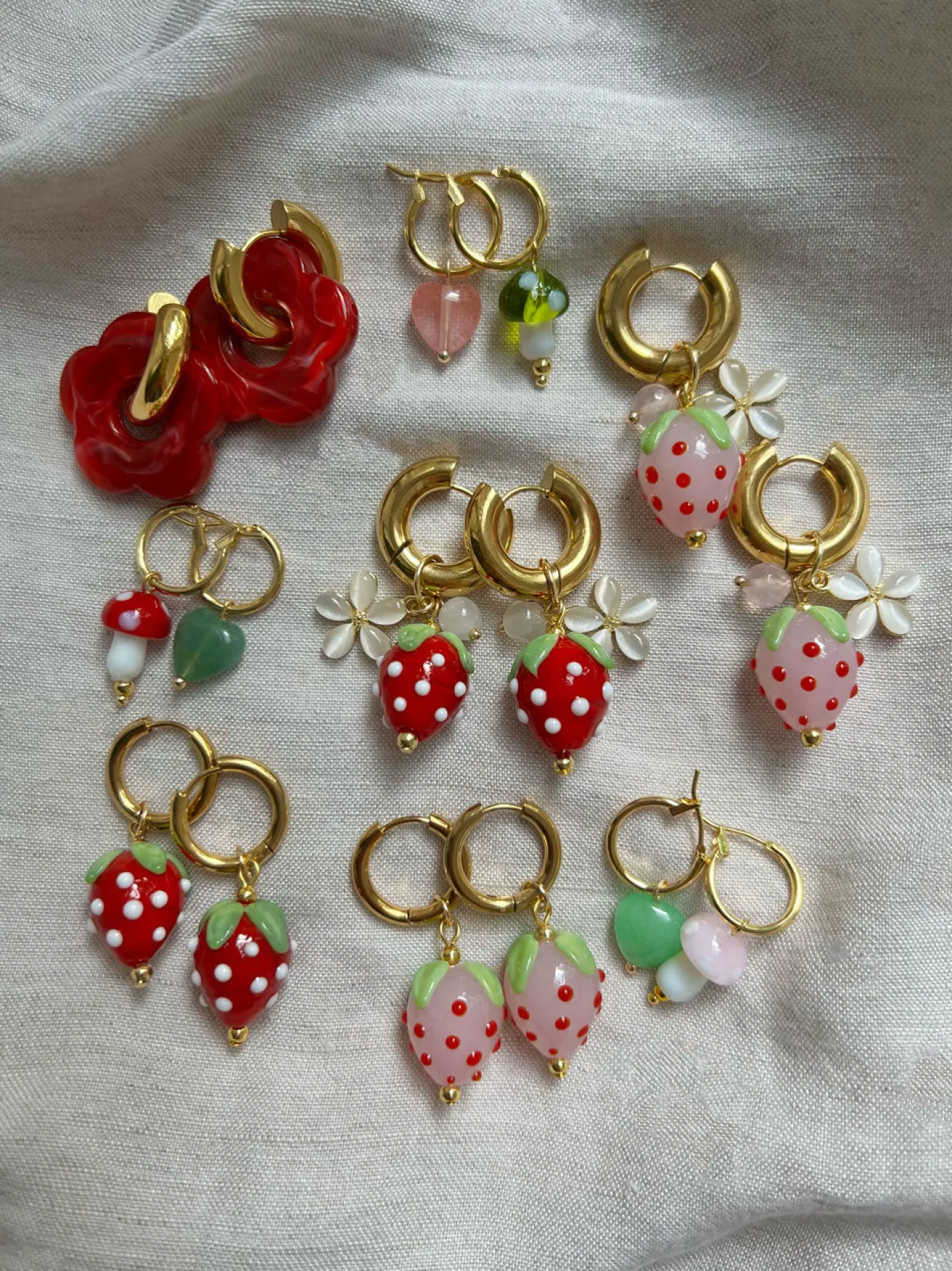 Flower Donut Hoops - Marbled Red