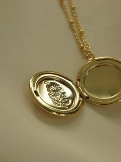 Flower Locket Necklace *14K Gold-plated