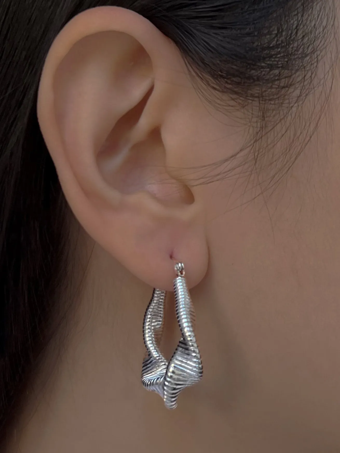 Fluid Waves Hoops - Silver