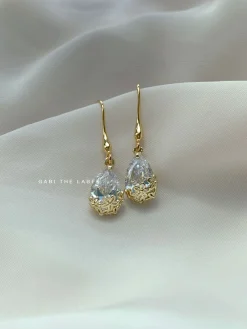 Freyja Drop Earrings