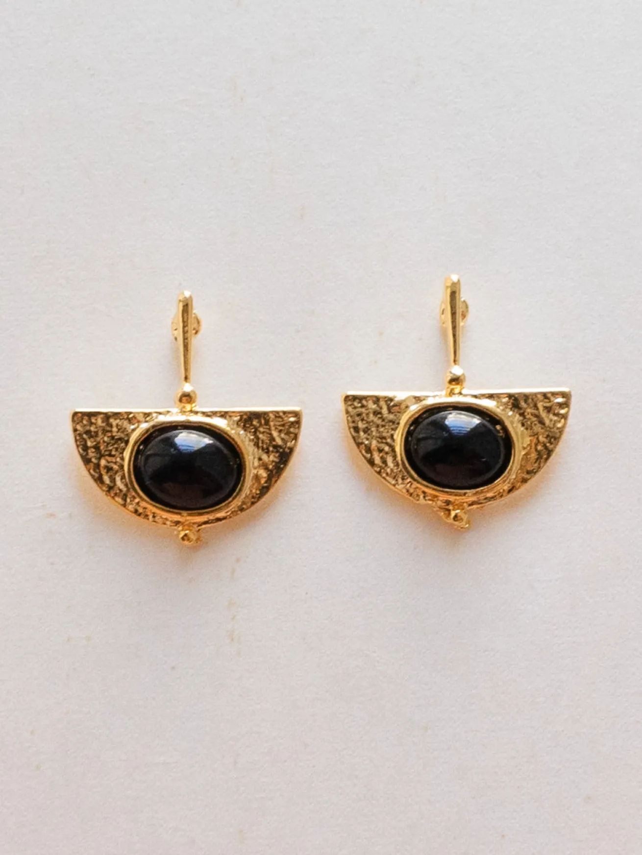 Heirloom Earrings - Black