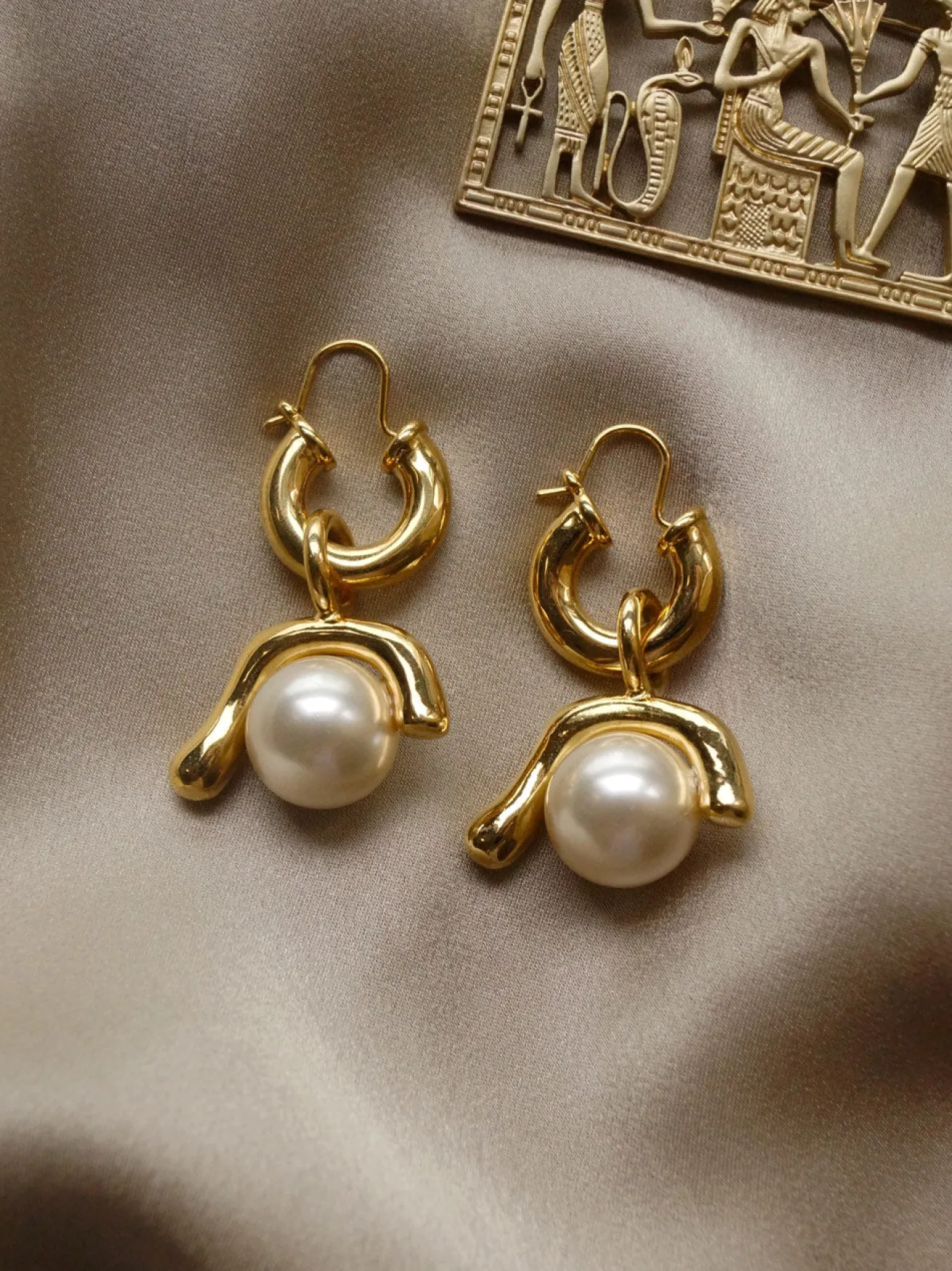 Leta Pearl Earrings