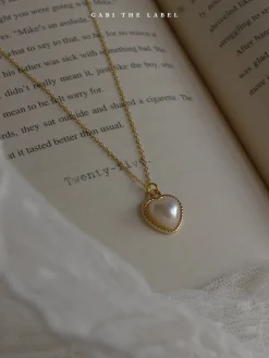 LILITH Heart Pearl Necklace