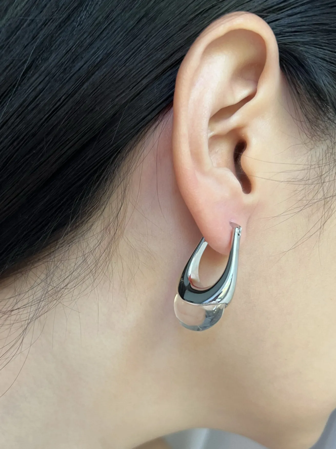 Lucid Dreams Hoops - Silver/Clear