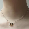 Pearl Necklace with Daisy Lock