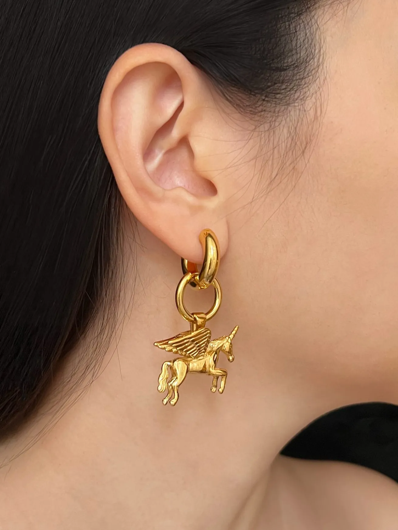 Pegasus Chunky Gold Hoops