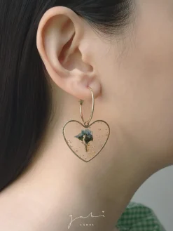 Pressed Flower Heart Hoops - Blue
