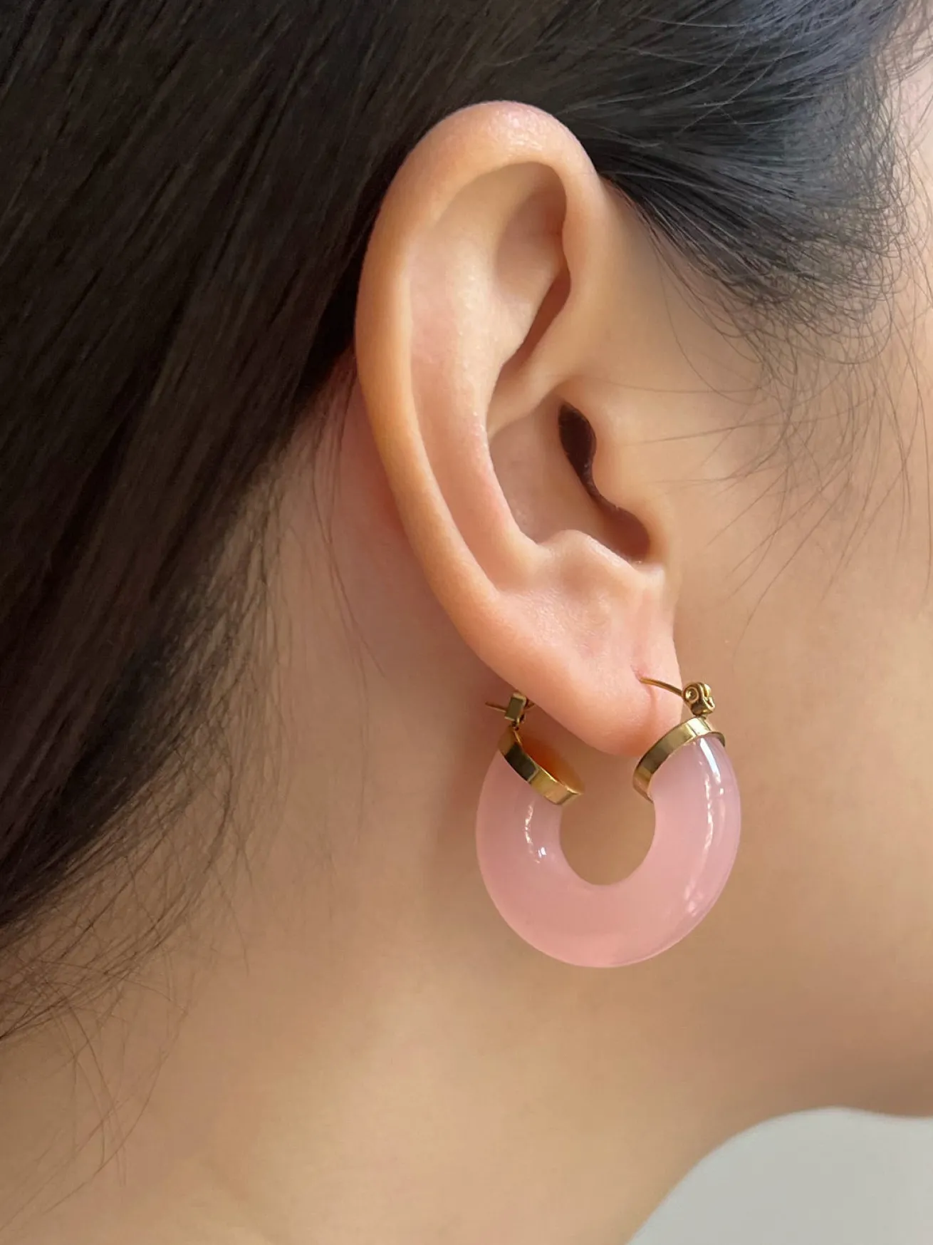 Round Resin Hoops - Rose Quartz