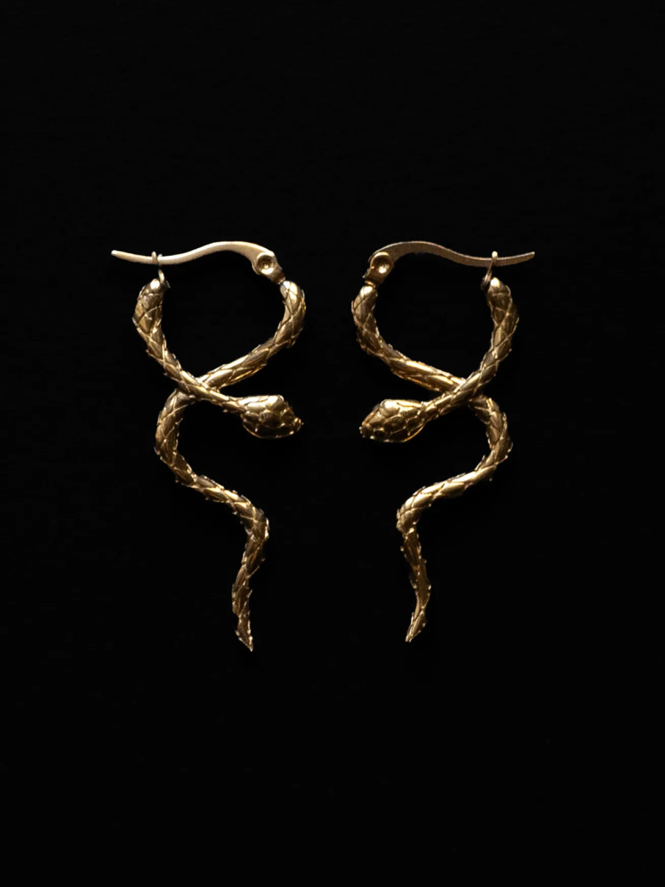 Serpent Snare Earrings - Gold