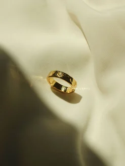Sibyl Ring