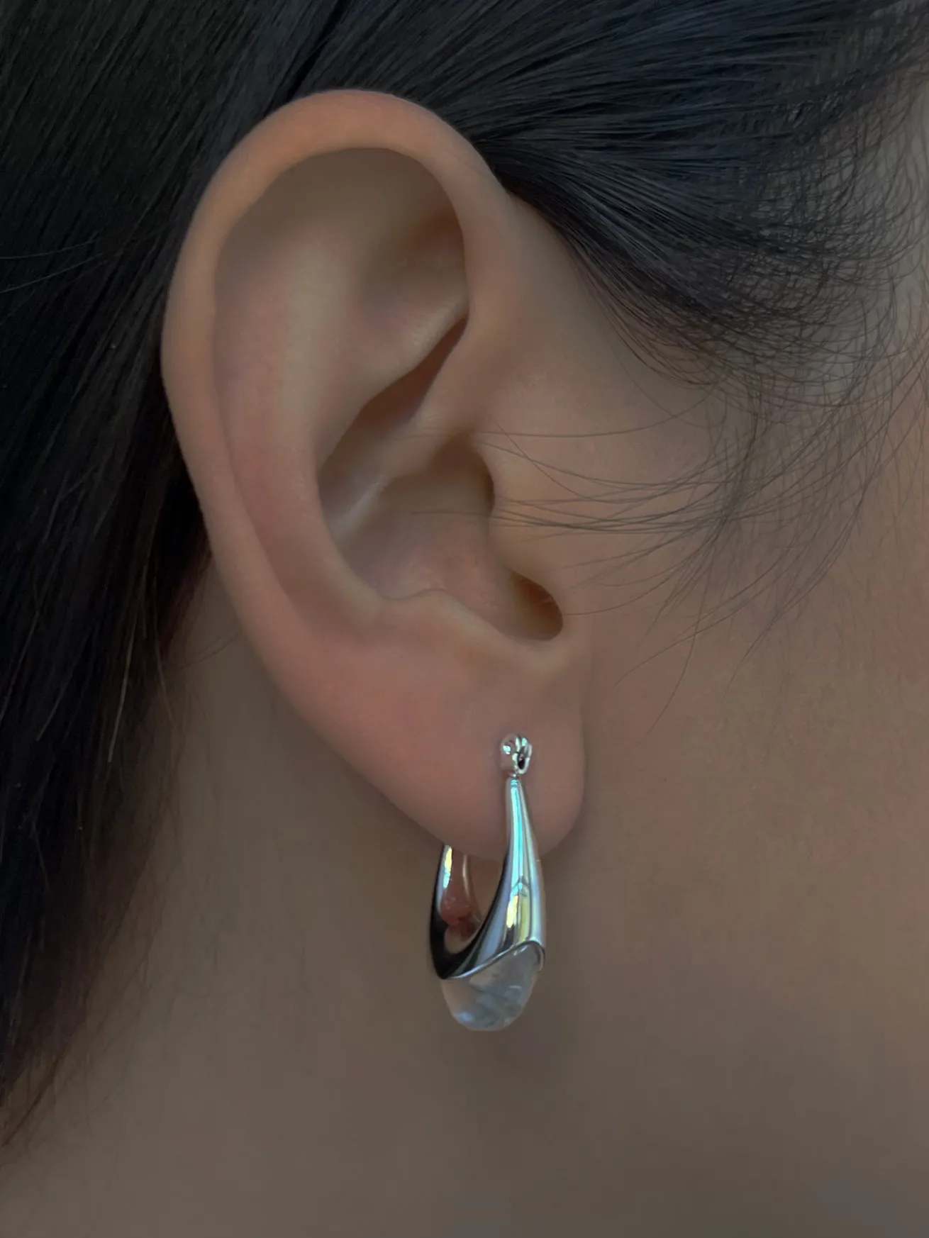 Silver Lucite Hoops - Transparent