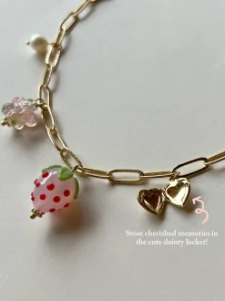Super STRAWBERRY MILKSHAKE Gift Set - Pink