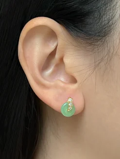Tiny Jade Donut Earstuds - Light Green