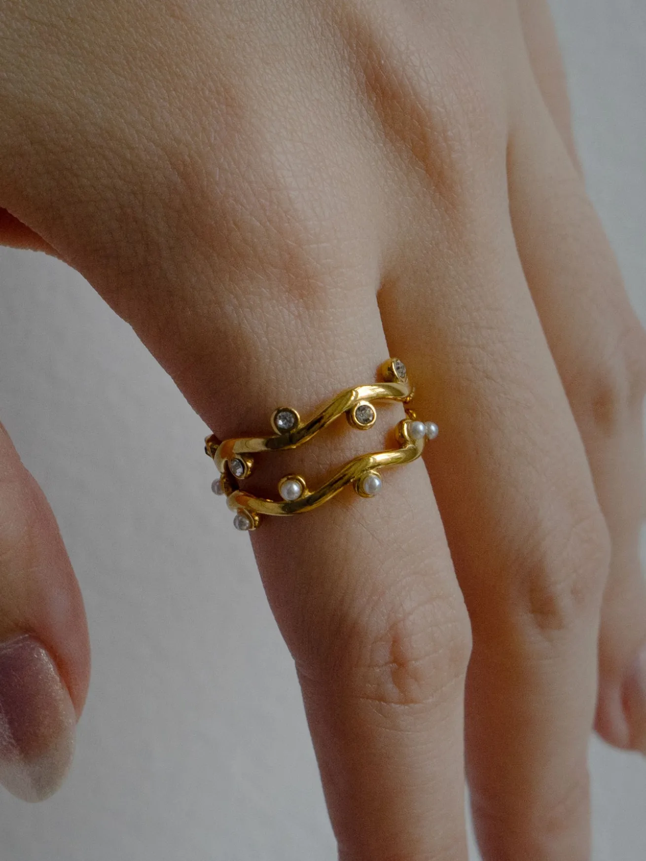 Wavy Sea Ring - Pearl