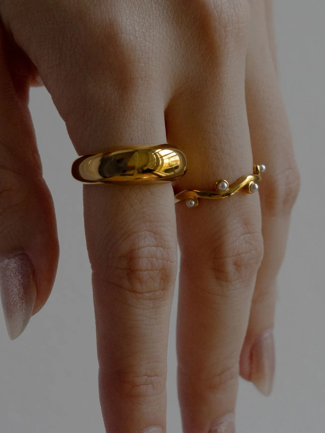Wavy Sea Ring - Pearl